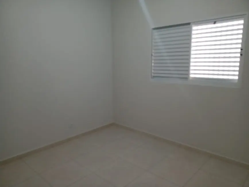 Foto 2 de Casa com 3 quartos à venda, 113m2 em Residencial e Comercial Cidade Morumbi, Pindamonhangaba - SP