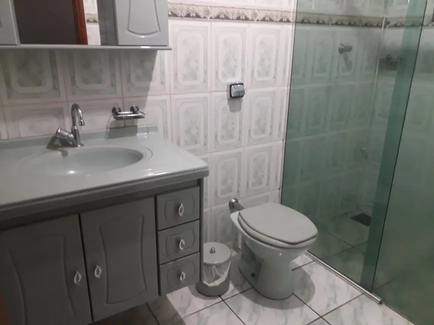 Foto 8 de Casa com 3 quartos à venda, 195m2 em Pedregulho, Guaratingueta - SP
