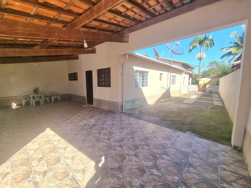 Foto 2 de Casa com 3 quartos à venda, 189m2 em Roseira - SP
