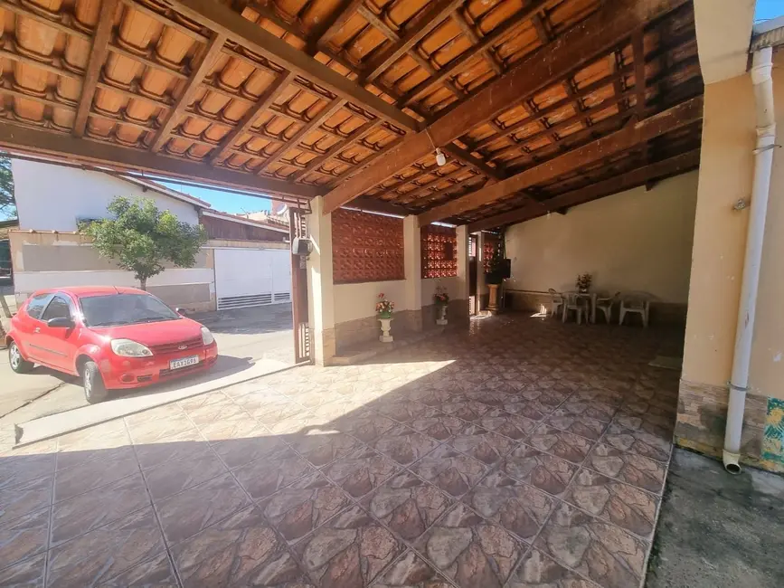 Foto 3 de Casa com 3 quartos à venda, 189m2 em Roseira - SP