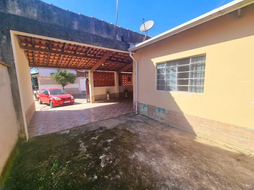 Foto 4 de Casa com 3 quartos à venda, 189m2 em Roseira - SP