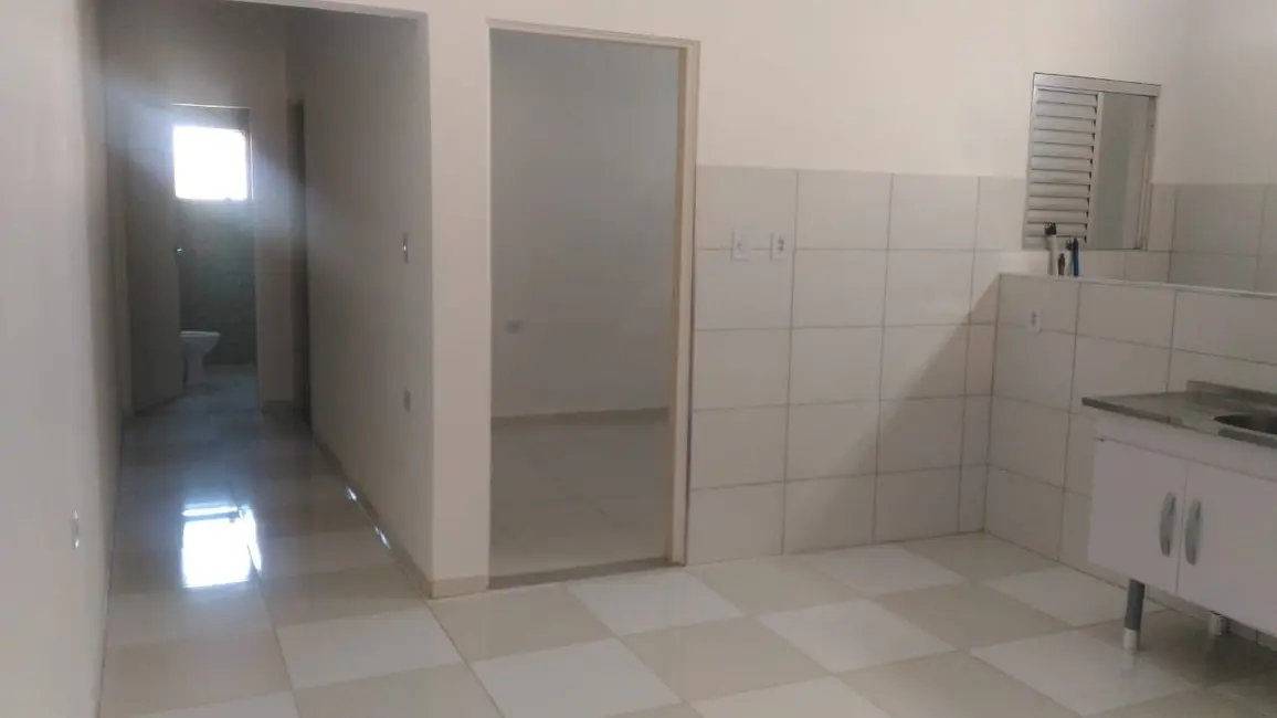 Foto 6 de Casa com 2 quartos à venda, 120m2 em Residencial Estoril, Taubate - SP