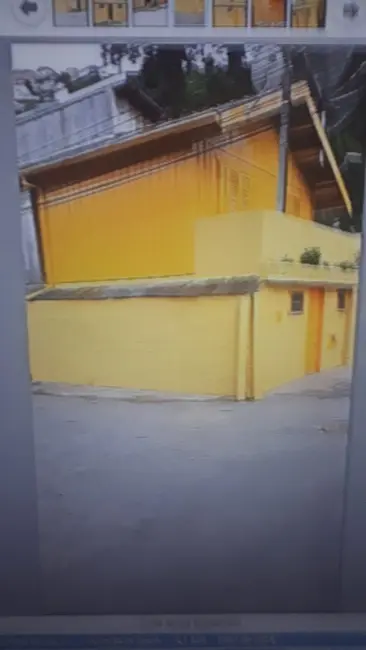 Foto 3 de Casa com 3 quartos à venda, 76m2 em Vila Abernéssia, Campos Do Jordao - SP