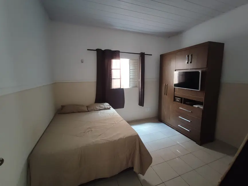 Foto 4 de Casa com 2 quartos à venda, 190m2 em Residencial Vale das Acácias, Pindamonhangaba - SP