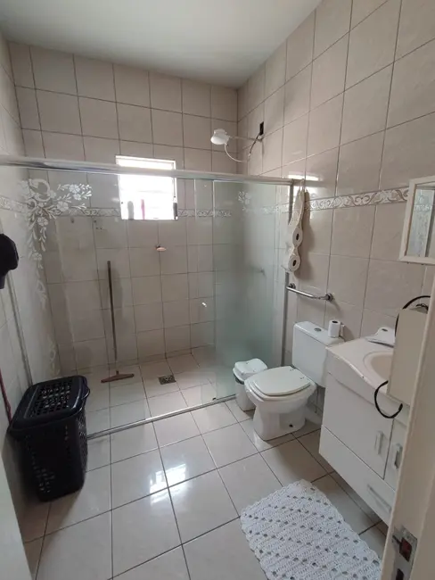Foto 6 de Casa com 2 quartos à venda, 190m2 em Residencial Vale das Acácias, Pindamonhangaba - SP