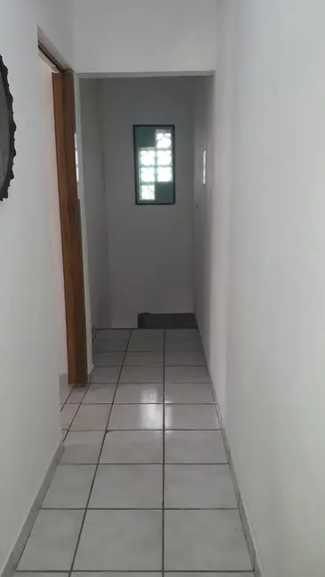 Foto 5 de Sobrado com 3 quartos à venda, 100m2 em Massaguaçu, Caraguatatuba - SP