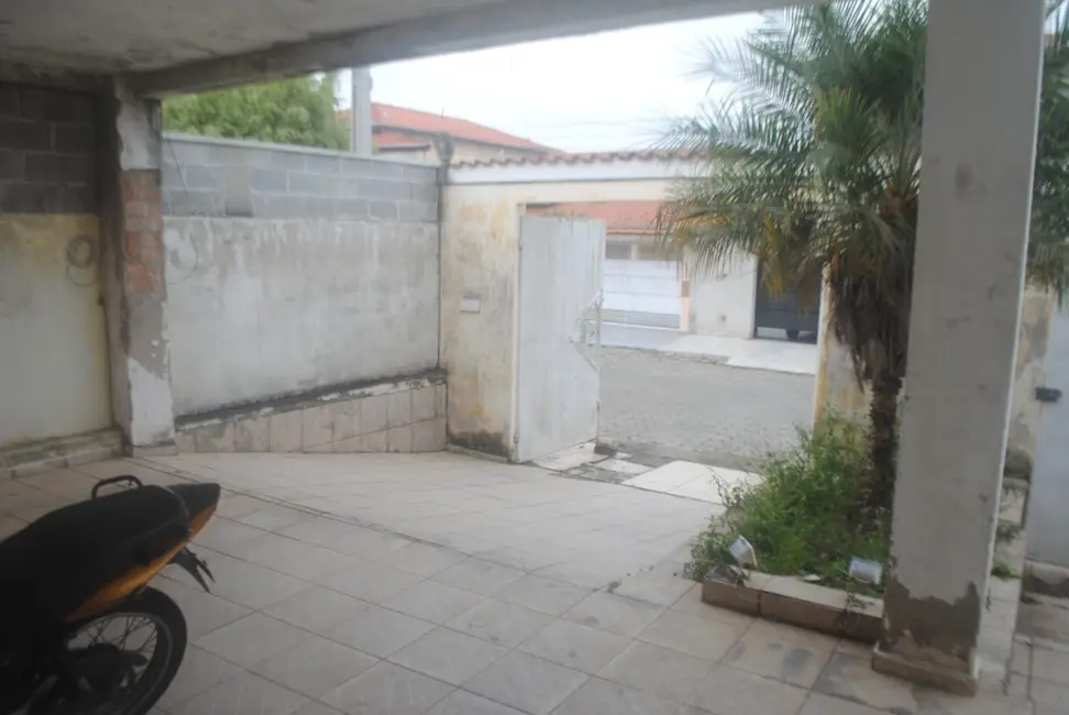 Foto 2 de Sobrado com 5 quartos à venda em Cooperi, Guaratingueta - SP