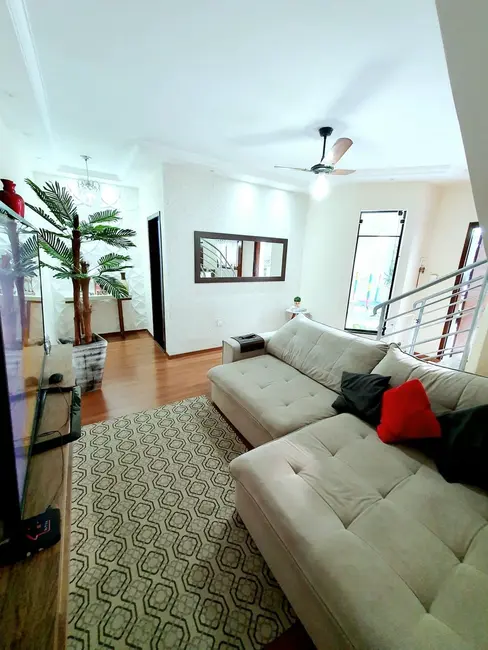 Foto 7 de Sobrado com 3 quartos à venda, 217m2 em Jardim Continental II, Taubate - SP