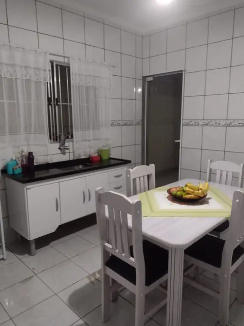 Foto 5 de Casa com 2 quartos à venda, 64m2 em Parque São Domingos, Pindamonhangaba - SP