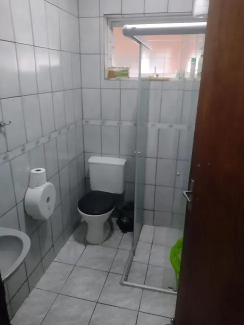 Foto 5 de Casa com 2 quartos à venda e para alugar, 150m2 em Tremembe - SP