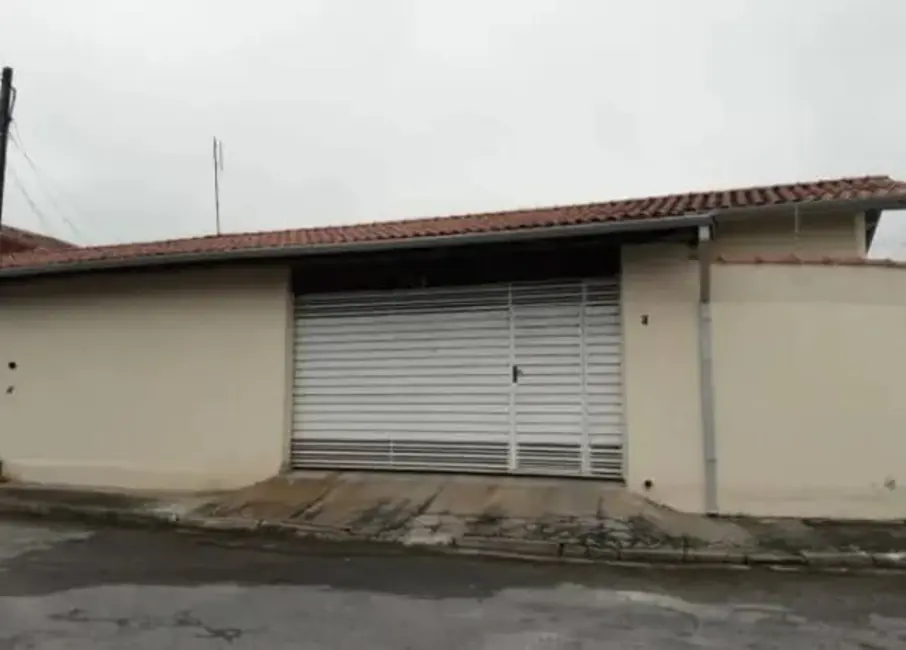 Foto 1 de Casa com 2 quartos à venda, 150m2 em Jardim Gurilândia, Taubate - SP