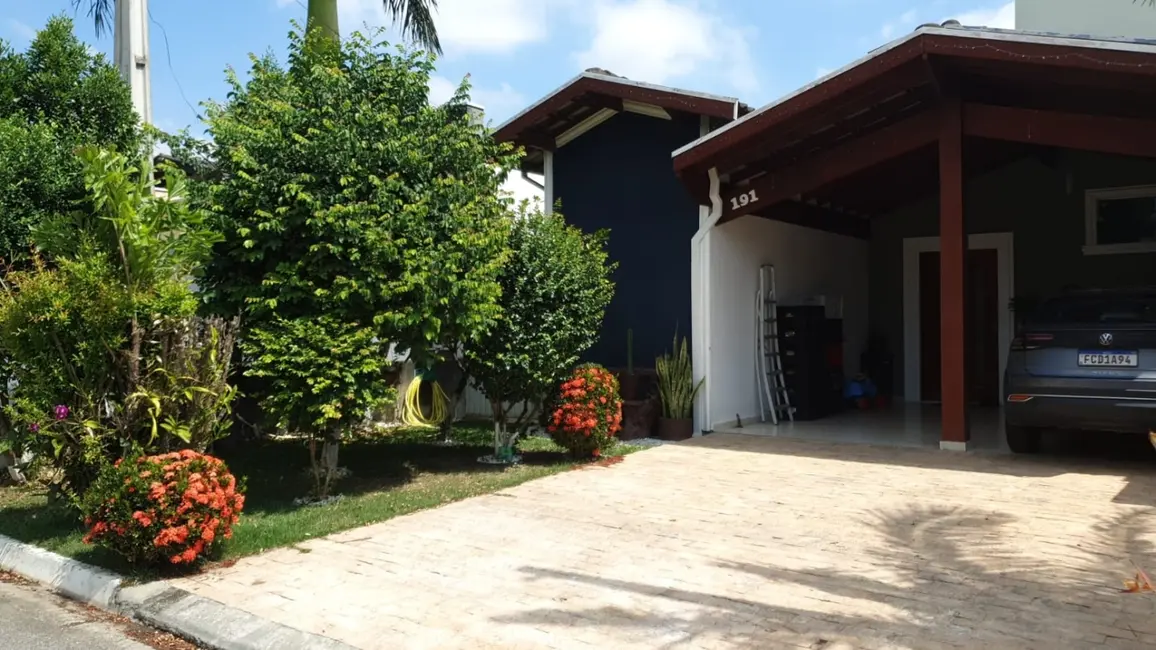 Foto 2 de Casa de Condomínio com 3 quartos à venda, 142m2 em Condomínio Village do Sol, Pindamonhangaba - SP