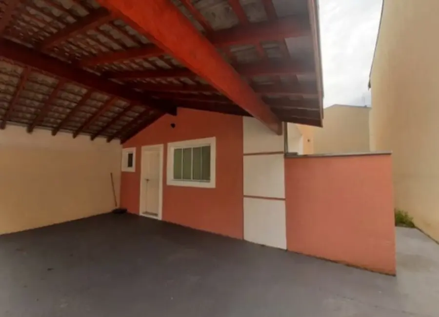 Foto 2 de Sobrado com 3 quartos à venda, 100m2 em Nossa Senhora do Perpétuo Socorro, Pindamonhangaba - SP