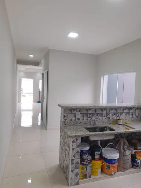 Foto 2 de Sobrado com 2 quartos à venda, 96m2 em Residencial e Comercial Portal dos Eucaliptos, Pindamonhangaba - SP