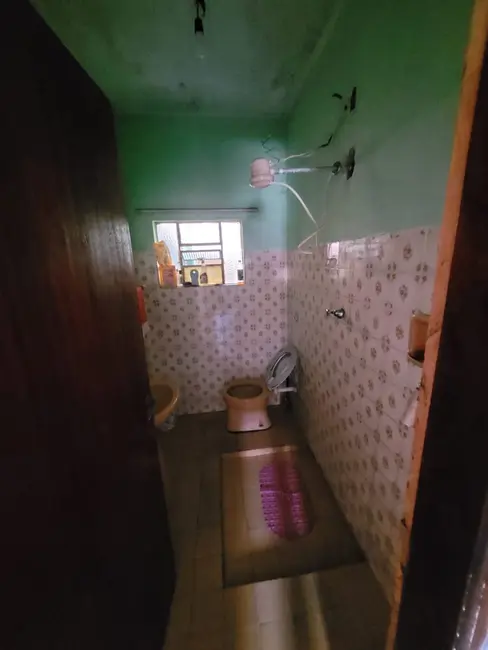 Foto 5 de Casa com 3 quartos à venda, 150m2 em Conjunto Residencial Araretama, Pindamonhangaba - SP