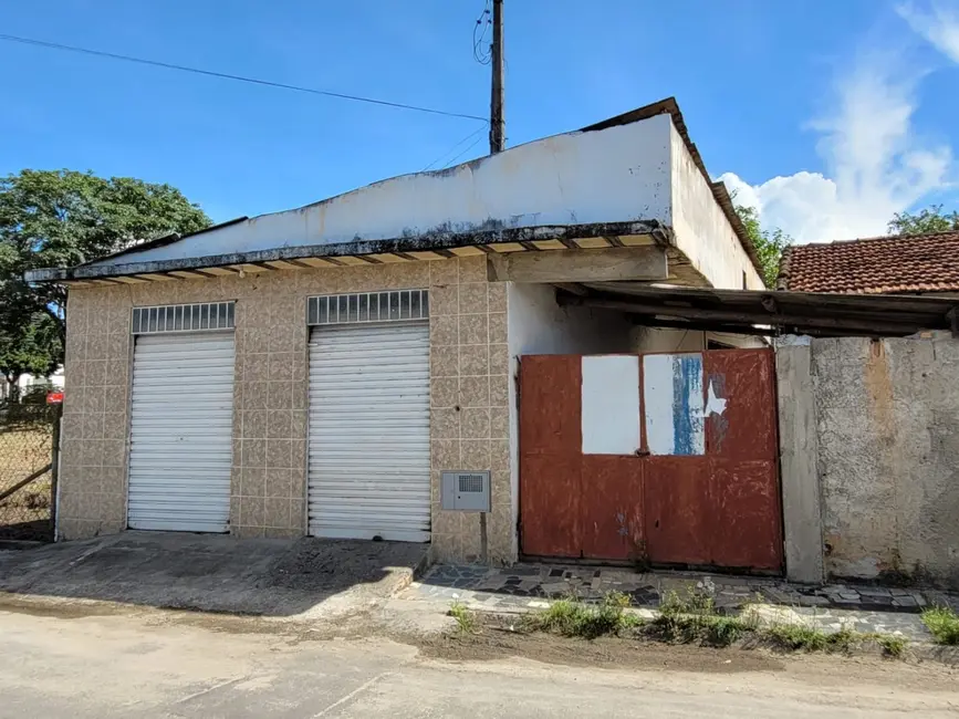 Foto 3 de Casa com 3 quartos à venda, 150m2 em Conjunto Residencial Araretama, Pindamonhangaba - SP