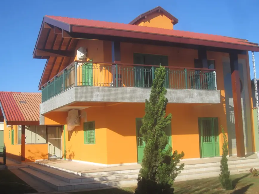 Foto 1 de Sobrado com 4 quartos à venda, 275m2 em Jardim Residencial Doutor Lessa, Pindamonhangaba - SP