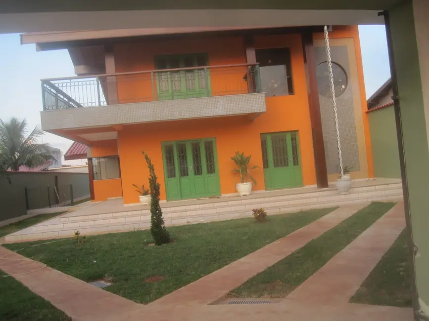 Foto 6 de Sobrado com 4 quartos à venda, 275m2 em Jardim Residencial Doutor Lessa, Pindamonhangaba - SP