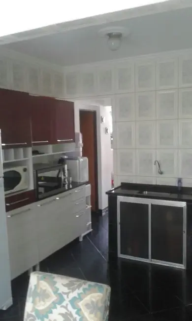 Sobrado com 4 quartos à venda, 180m2 em Centro, Potim - SP - imagem 5 Foto 5 de Sobrado com 4 quartos à venda, 180m2 em Centro, Potim - SP