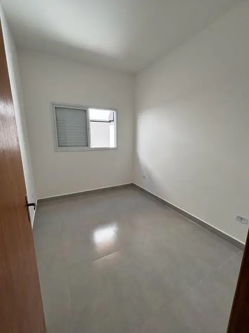 Foto 5 de Casa com 3 quartos à venda, 150m2 em Residencial Estoril, Taubate - SP