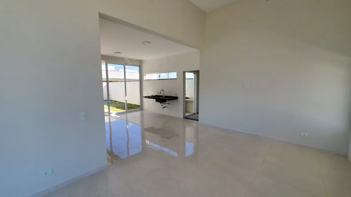 Foto 5 de Casa com 3 quartos à venda, 150m2 em Tremembe - SP
