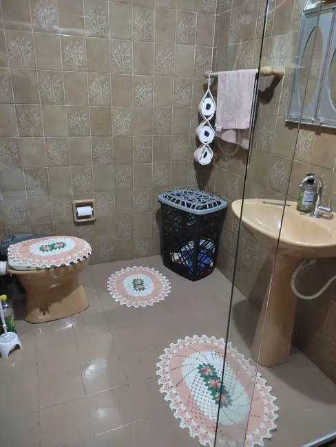 Foto 7 de Sobrado com 5 quartos à venda, 65m2 em Pedregulho, Guaratingueta - SP