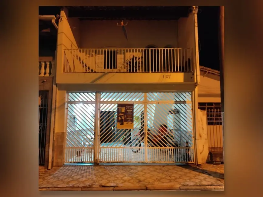 Sobrado com 5 quartos à venda, 65m2 em Pedregulho, Guaratingueta - SP - imagem 1 Foto 1 de Sobrado com 5 quartos à venda, 65m2 em Pedregulho, Guaratingueta - SP