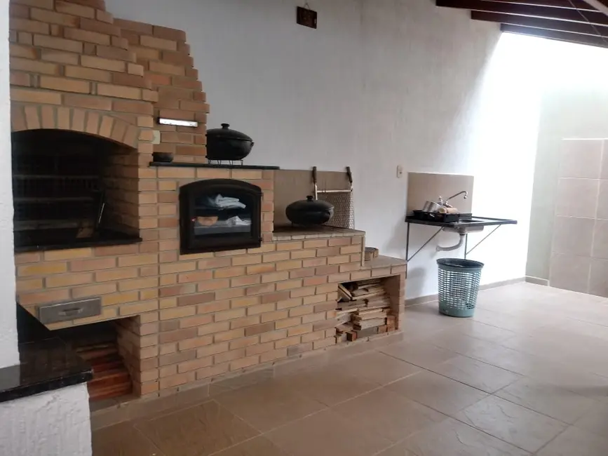 Foto 5 de Casa com 4 quartos à venda, 218m2 em Loteamento Residencial Andrade, Pindamonhangaba - SP