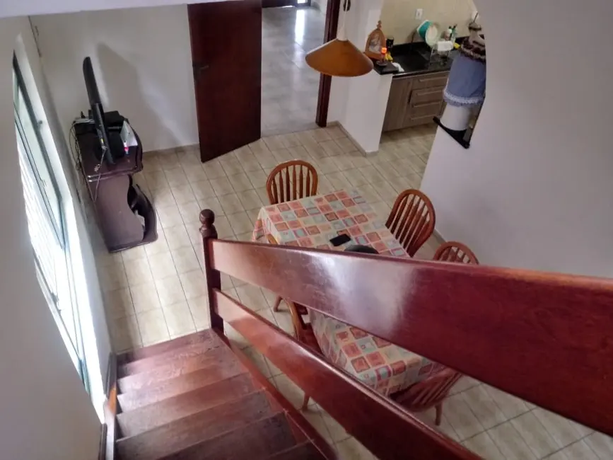 Foto 7 de Casa com 4 quartos à venda, 218m2 em Loteamento Residencial Andrade, Pindamonhangaba - SP