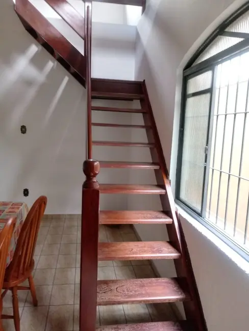 Foto 9 de Casa com 4 quartos à venda, 218m2 em Loteamento Residencial Andrade, Pindamonhangaba - SP