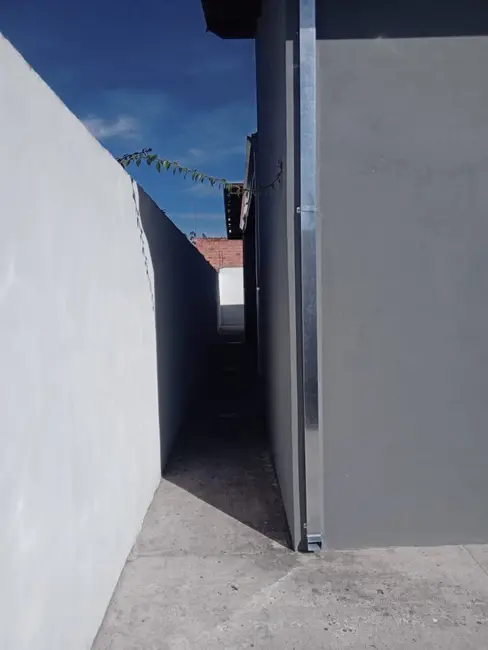 Foto 2 de Casa com 2 quartos à venda, 71m2 em Pindamonhangaba - SP