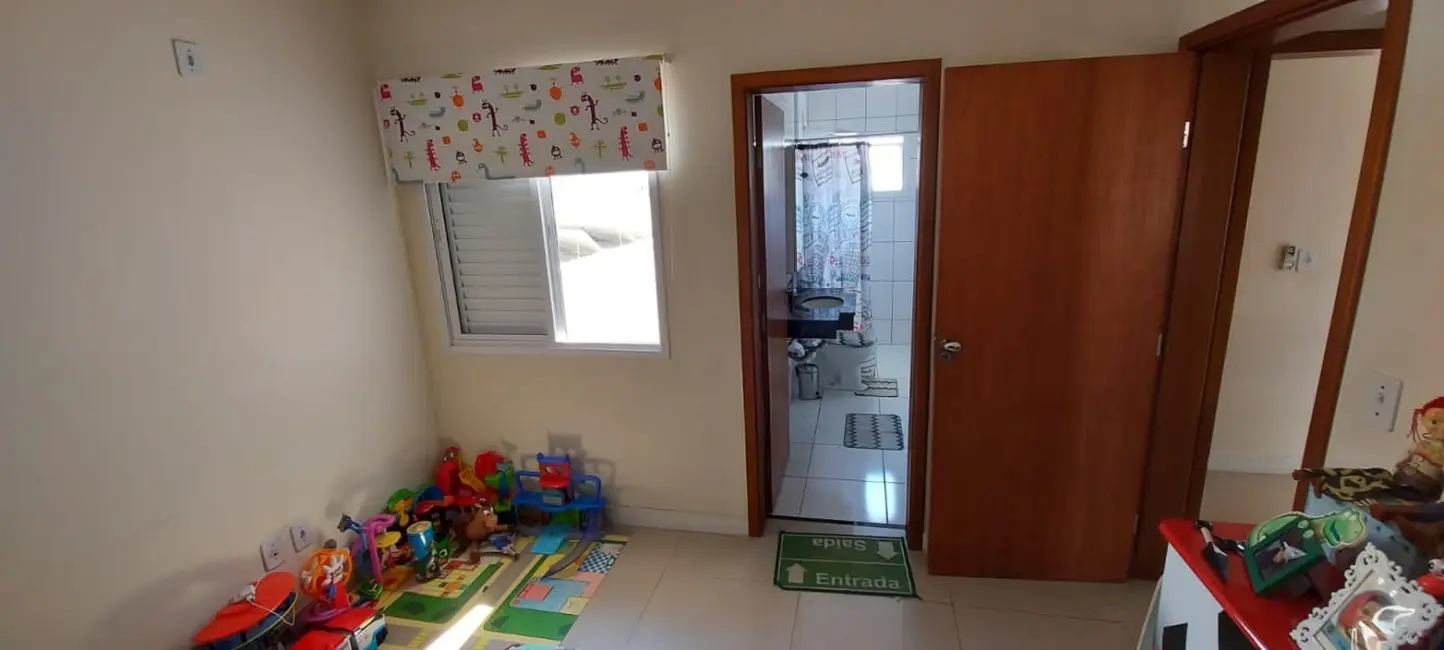 Foto 6 de Casa de Condomínio com 3 quartos à venda em Piracangaguá, Taubate - SP