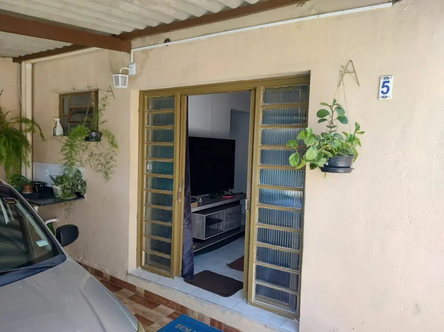 Foto 1 de Casa com 2 quartos à venda, 100m2 em Cidade Nova, Pindamonhangaba - SP