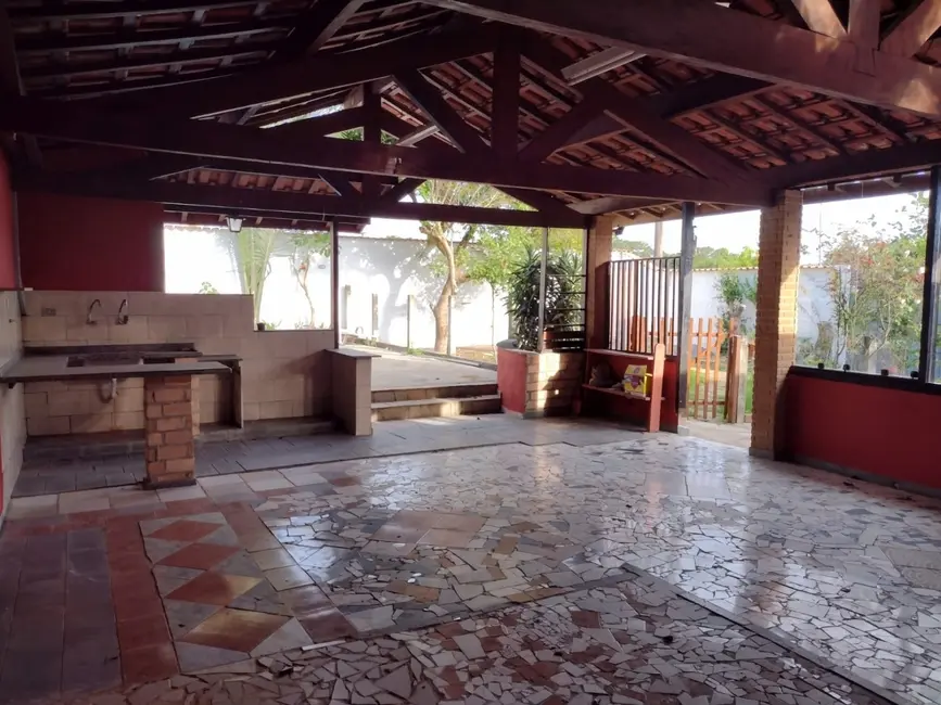 Casa com 3 quartos à venda, 290m2 em Jardim Residencial Doutor Lessa, Pindamonhangaba - SP - imagem 4 Foto 4 de Casa com 3 quartos à venda, 290m2 em Jardim Residencial Doutor Lessa, Pindamonhangaba - SP