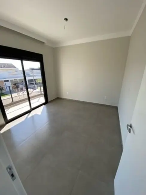 Foto 9 de Sobrado com 4 quartos à venda, 212m2 em Bairro do Grama, Cacapava - SP