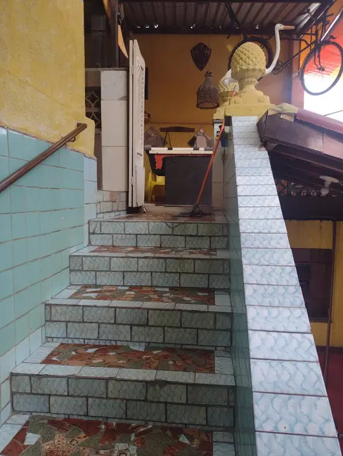 Sobrado com 3 quartos à venda, 220m2 em Aparecida - SP - imagem 4 Foto 4 de Sobrado com 3 quartos à venda, 220m2 em Aparecida - SP