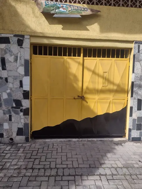 Sobrado com 3 quartos à venda, 220m2 em Aparecida - SP - imagem 3 Foto 3 de Sobrado com 3 quartos à venda, 220m2 em Aparecida - SP