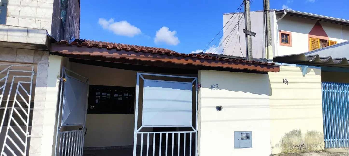 Foto 1 de Casa com 2 quartos à venda, 70m2 em Pindamonhangaba - SP