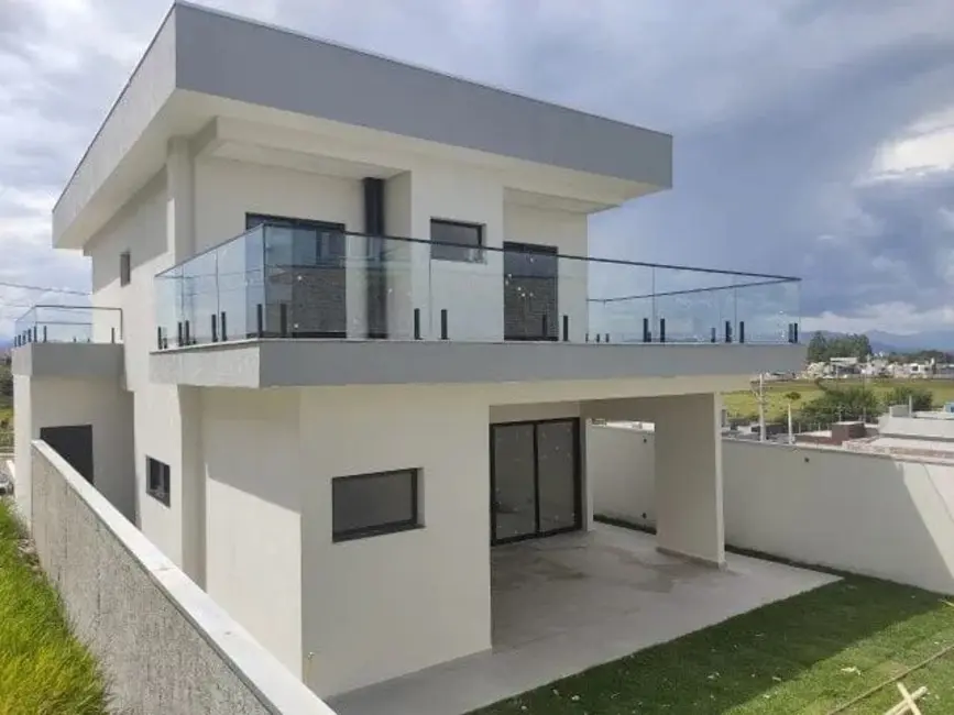 Foto 1 de Casa de Condomínio com 3 quartos à venda, 201m2 em Parque Residencial Maria Elmira, Cacapava - SP