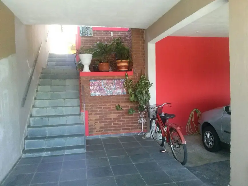Foto 1 de Casa com 3 quartos à venda, 530m2 em Vila São Benedito, Pindamonhangaba - SP