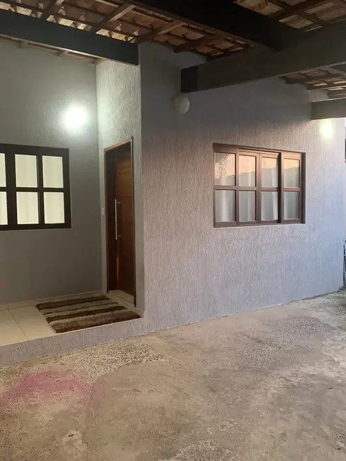 Foto 2 de Casa com 2 quartos à venda, 138m2 em Pindamonhangaba - SP