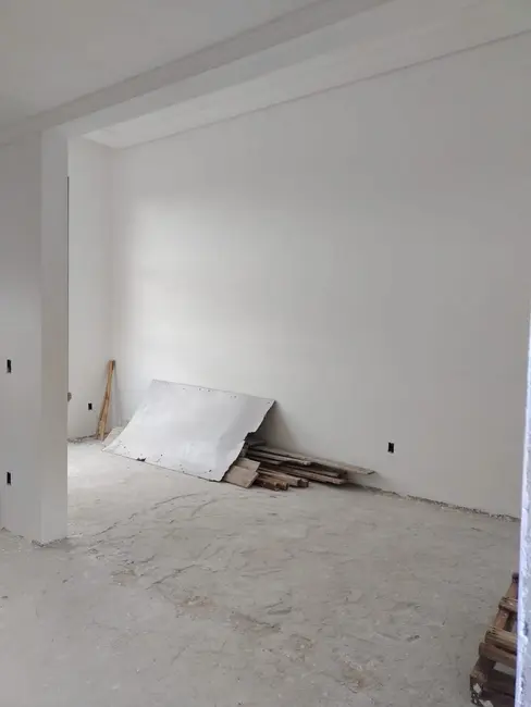 Foto 4 de Casa com 3 quartos à venda, 96m2 em Vila Areao, Taubate - SP