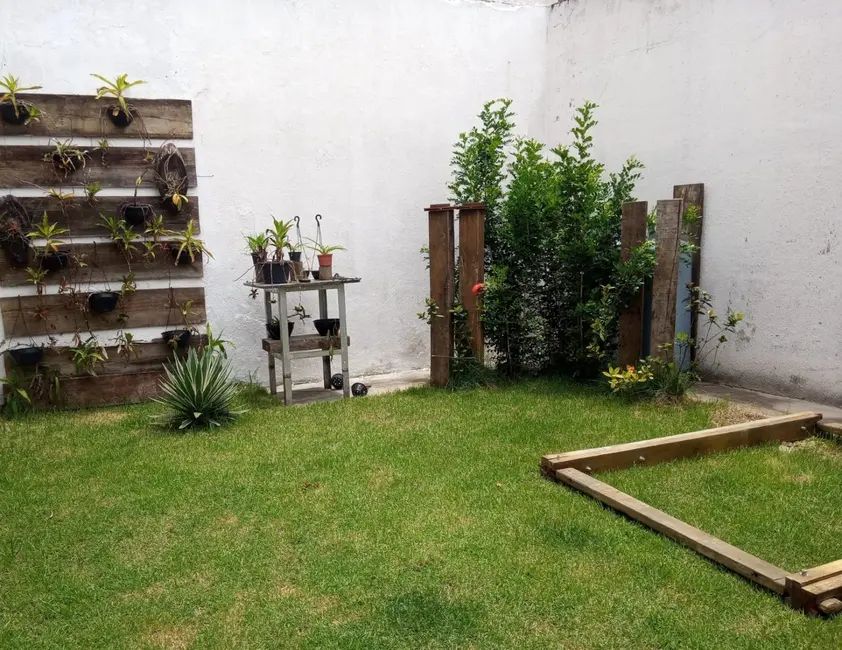 Foto 4 de Sobrado com 3 quartos à venda, 250m2 em Vila Santa Isabel, Taubate - SP