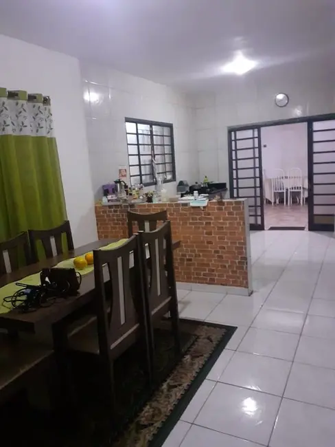 Foto 2 de Sobrado com 3 quartos à venda em Centro, Tremembe - SP