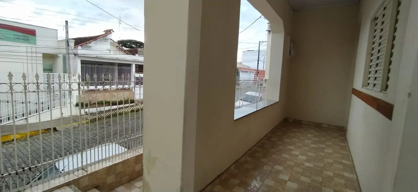 Casa com 5 quartos à venda, 225m2 em Lorena - SP - imagem 4 Foto 4 de Casa com 5 quartos à venda, 225m2 em Lorena - SP