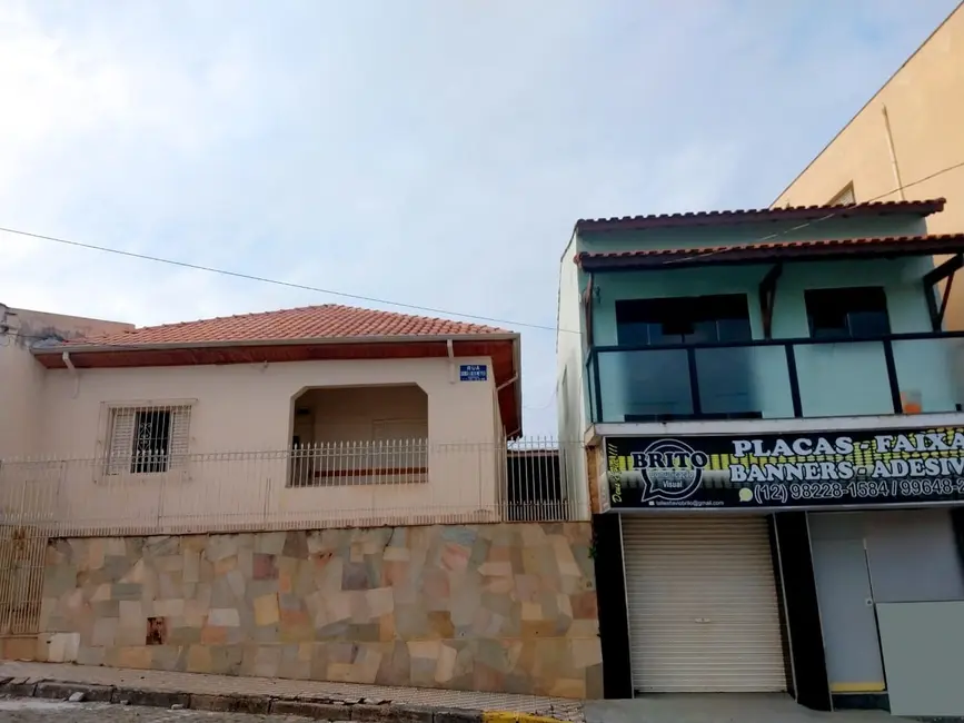 Foto 1 de Casa com 5 quartos à venda, 225m2 em Lorena - SP