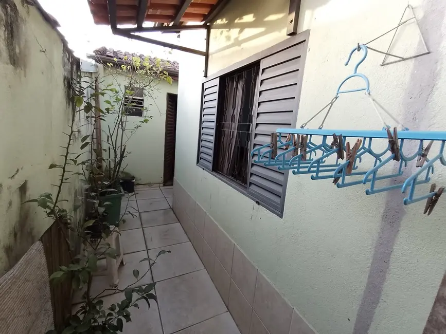Foto 5 de Casa com 3 quartos à venda, 100m2 em Jardim Bela Vista, Taubate - SP