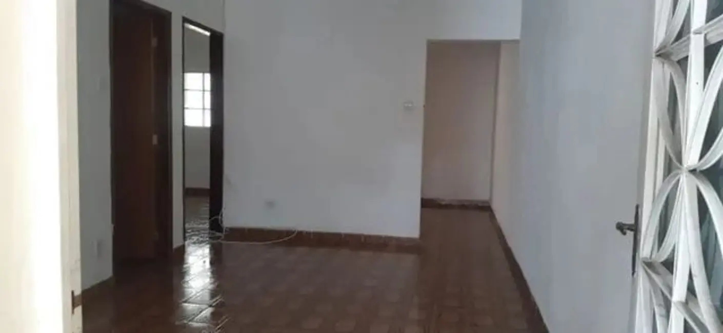 Foto 4 de Casa com 4 quartos à venda, 120m2 em Jardim das Nações, Taubate - SP