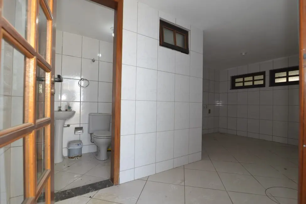 Foto 6 de Casa com 2 quartos à venda, 220m2 em Chácara São Silvestre, Taubate - SP