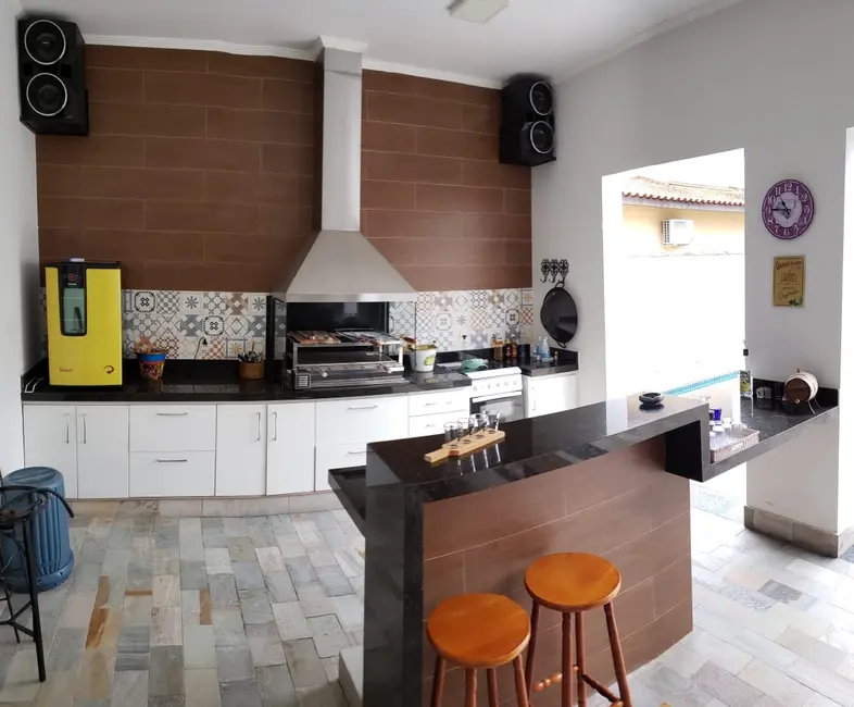 Casa de Condomínio com 3 quartos à venda, 357m2 em Socorro, Pindamonhangaba - SP - imagem 5 Foto 5 de Casa de Condomínio com 3 quartos à venda, 357m2 em Socorro, Pindamonhangaba - SP